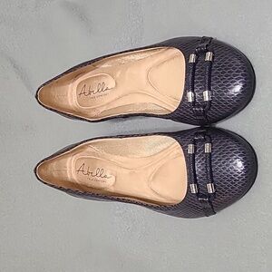 ABELLA TRUE COMFORT Women's Peyton Navy Blue Flats -‎ Size 8.5M